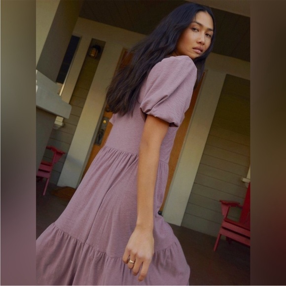 Nation Ltd Geri Puff Sleeve V-Neck Tiered Midi Peasant Dress - Picture 4 of 7